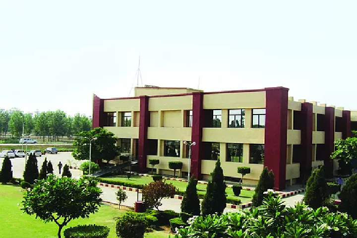 https://cache.careers360.mobi/media/colleges/social-media/media-gallery/11693/2019/4/2/Campus view of Shree Ram Institute of Technical Education Panchkula_Campus-view.jpg